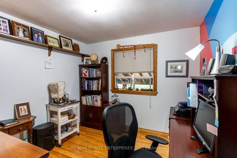 Photo 13 at 83 Carsbrooke Road, Etobicoke West Mall, Toronto