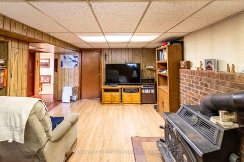 Photo 19 at 83 Carsbrooke Road, Etobicoke West Mall, Toronto