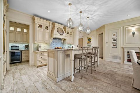 Photo 13 at 177 Grandvista Crescent, Vellore Village, Vaughan