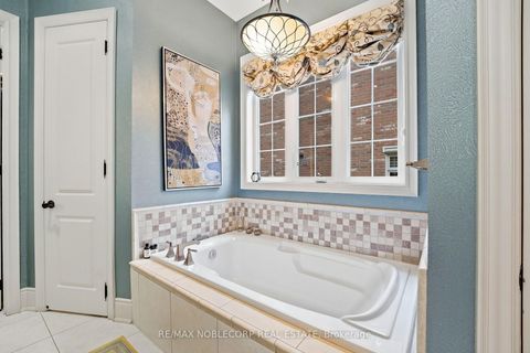 Photo 24 at 177 Grandvista Crescent, Vellore Village, Vaughan