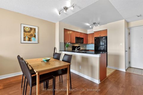 Photo 11 at 806 - 1369 Bloor Street W, Dufferin Grove, Toronto