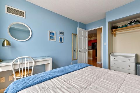 Photo 17 at 806 - 1369 Bloor Street W, Dufferin Grove, Toronto