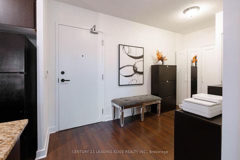 Photo 1 at 820 - 120 Dallimore Circle, Don Mills, Toronto
