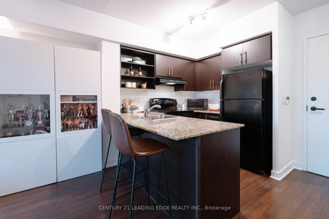 Photo 5 at 820 - 120 Dallimore Circle, Don Mills, Toronto