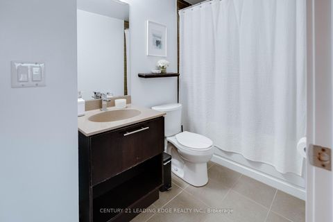 Photo 9 at 820 - 120 Dallimore Circle, Don Mills, Toronto