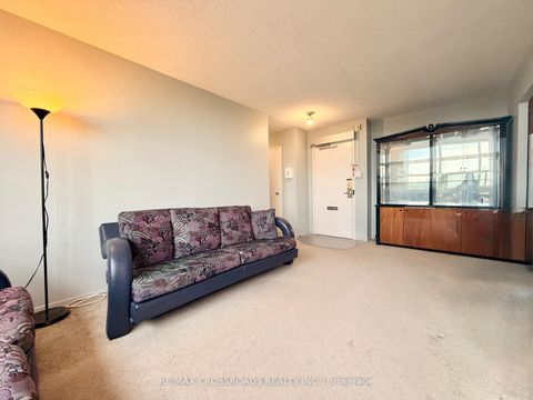 Photo 3 at 1109 - 5 Parkway Forest Drive, Henry Farm, Toronto