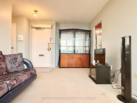 Photo 4 at 1109 - 5 Parkway Forest Drive, Henry Farm, Toronto