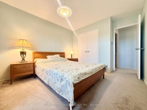 Photo 10 at 1109 - 5 Parkway Forest Drive, Henry Farm, Toronto