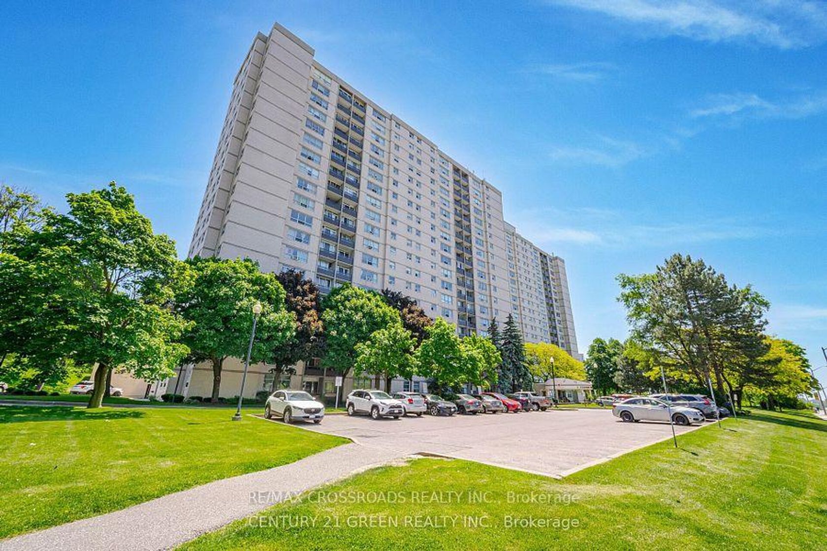1109 - 5 Parkway Forest Drive, Henry Farm, Toronto 