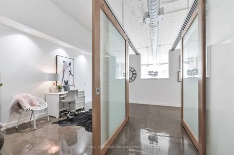 Photo 4 at 655 - 155 Dalhousie Street, Yonge Corridor, Toronto