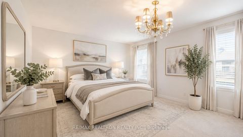 Photo 13 at 215 Drummond Drive, Maple, Vaughan