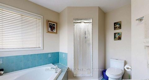 Photo 15 at 215 Drummond Drive, Maple, Vaughan