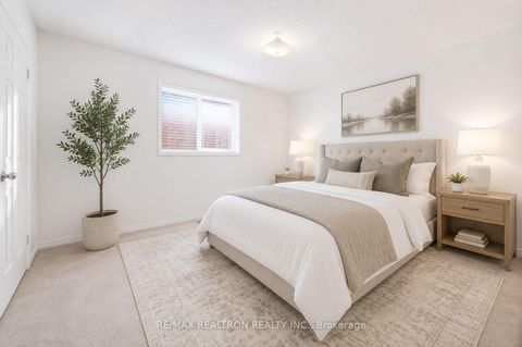 Photo 19 at 215 Drummond Drive, Maple, Vaughan