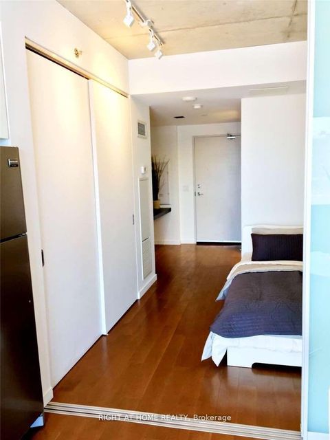Photo 12 at 502 - 32 Trolley Crescent, Moss Park, Toronto