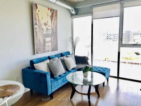 Photo 14 at 502 - 32 Trolley Crescent, Moss Park, Toronto