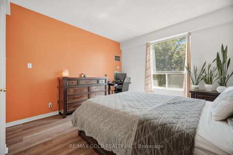 Photo 14 at 112 - 6 Humberline Drive, Clairville, Toronto