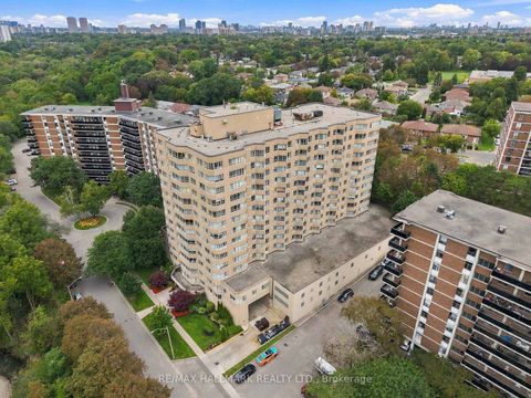 Photo 1 at 303 - 4 Park Vista, Parkview, Toronto