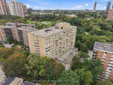 Photo 3 at 303 - 4 Park Vista, Parkview, Toronto