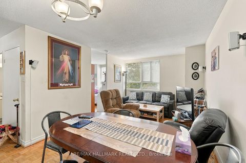 Photo 16 at 303 - 4 Park Vista, Parkview, Toronto