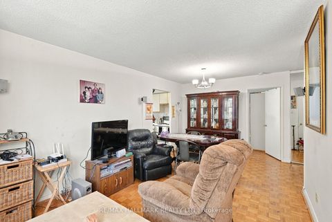 Photo 18 at 303 - 4 Park Vista, Parkview, Toronto