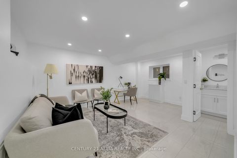 Photo 36 at 47 Eighth Street, New Toronto, Toronto