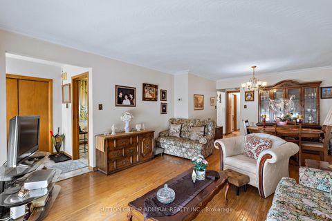 Photo 5 at 201 Derrydown Road, York University Heights, Toronto
