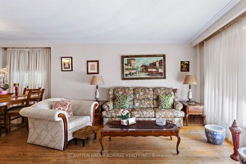 Photo 8 at 201 Derrydown Road, York University Heights, Toronto