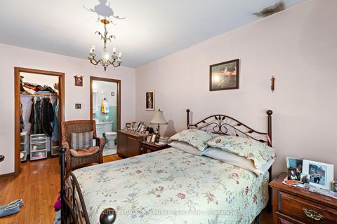 Photo 18 at 201 Derrydown Road, York University Heights, Toronto
