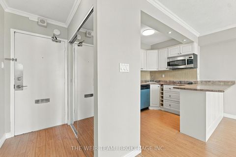 Photo 3 at 2110 - 30 Gloucester Street, Yonge Corridor, Toronto