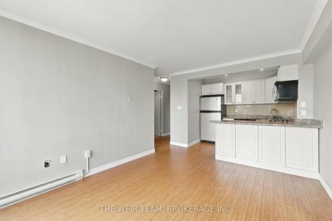 Photo 4 at 2110 - 30 Gloucester Street, Yonge Corridor, Toronto