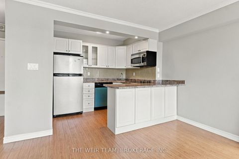 Photo 8 at 2110 - 30 Gloucester Street, Yonge Corridor, Toronto