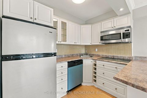 Photo 11 at 2110 - 30 Gloucester Street, Yonge Corridor, Toronto