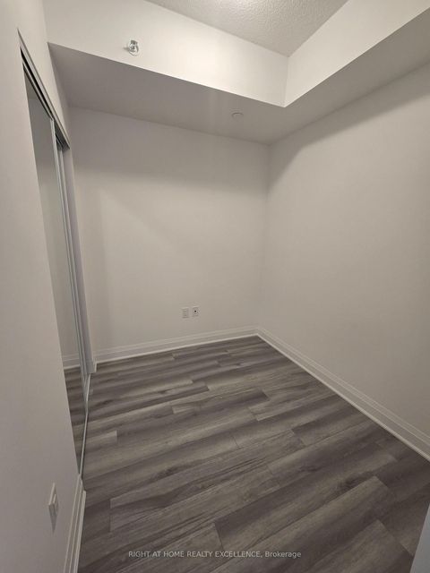 Photo 17 at 520 - 3220 Sheppard Avenue E, Sullivan, Toronto