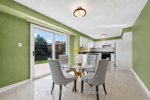 Photo 11 at 19 Springbrook Drive, Langstaff, Richmond Hill