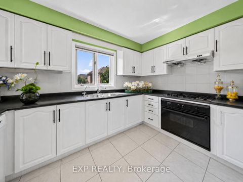 Photo 15 at 19 Springbrook Drive, Langstaff, Richmond Hill