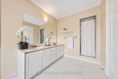 Photo 18 at 19 Springbrook Drive, Langstaff, Richmond Hill
