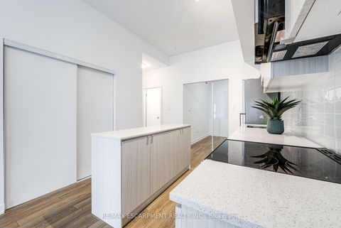 Photo 10 at 112 - 2433 Dufferin Street, Belgravia, Toronto