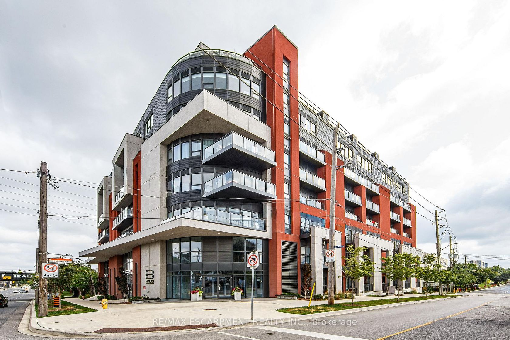 112 - 2433 Dufferin Street, Belgravia, Toronto 