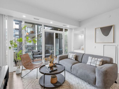 Photo 3 at 919 - 525 Adelaide Street W, Waterfront Communities C1, Toronto