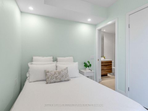 Photo 13 at 919 - 525 Adelaide Street W, Waterfront Communities C1, Toronto