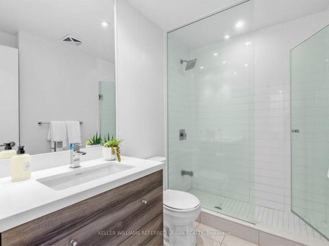 Photo 15 at 919 - 525 Adelaide Street W, Waterfront Communities C1, Toronto
