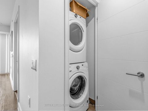 Photo 19 at 919 - 525 Adelaide Street W, Waterfront Communities C1, Toronto