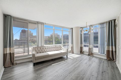Photo 4 at 215 - 11 Brunel Court, Waterfront Communities C1, Toronto