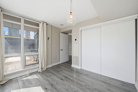 Photo 14 at 215 - 11 Brunel Court, Waterfront Communities C1, Toronto