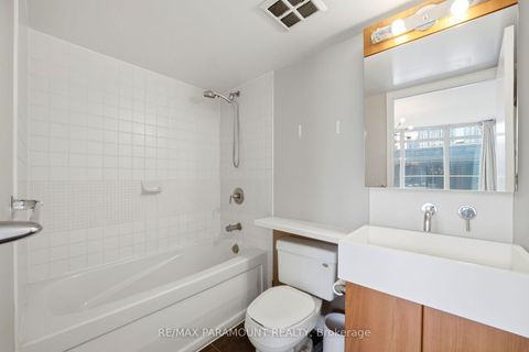 Photo 17 at 215 - 11 Brunel Court, Waterfront Communities C1, Toronto
