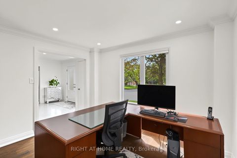 Photo 7 at 11 Harrowsmith Place, Oak Ridges, Richmond Hill