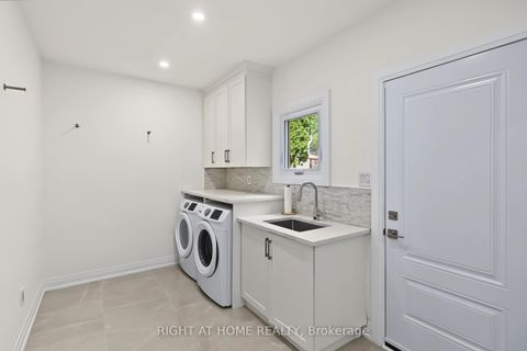 Photo 22 at 11 Harrowsmith Place, Oak Ridges, Richmond Hill