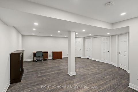 Photo 36 at 11 Harrowsmith Place, Oak Ridges, Richmond Hill