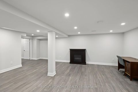 Photo 37 at 11 Harrowsmith Place, Oak Ridges, Richmond Hill