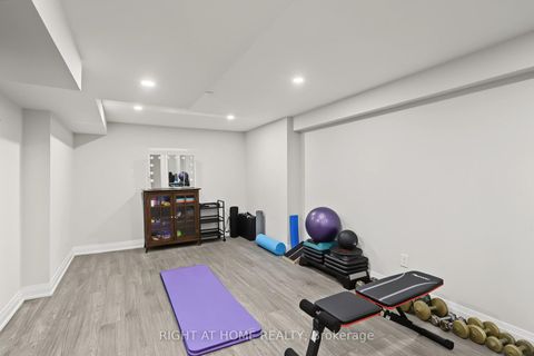 Photo 38 at 11 Harrowsmith Place, Oak Ridges, Richmond Hill